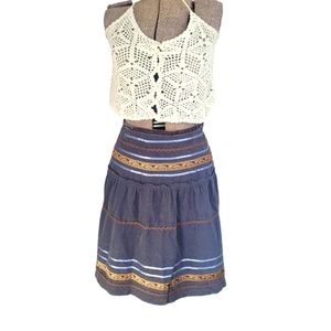 Cherokee High waisted embroidered gray skirt